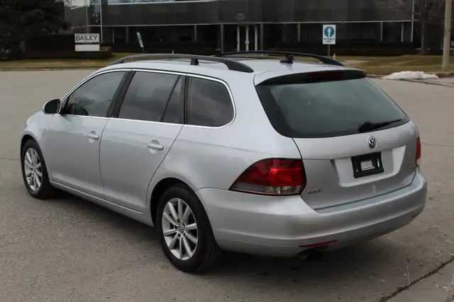 2014 Volkswagen Golf Wagon 4dr Automatic Wolfsburg Edition - Photo 5