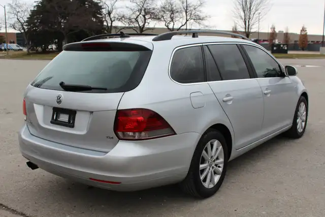 2014 Volkswagen Golf Wagon 4dr Automatic Wolfsburg Edition - Photo 7