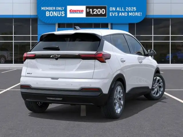 2027 Chevrolet Bolt LT - Photo 4