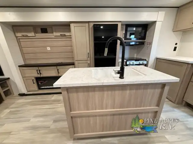 2026 Heartland Prowler 3301RLT-like a 5th wheel - Photo 16