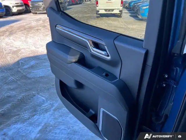 2024 Chevrolet Silverado 1500 RST 4WD Crew Cab | RST True North - Photo 23