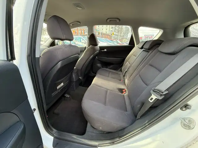 2011 Hyundai Elantra Touring 4dr Wgn Man GLS - Photo 15