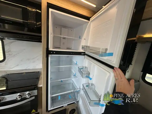 2025 Cruiser Avenir A-25RK (REAR KITCHEN) - Photo 17