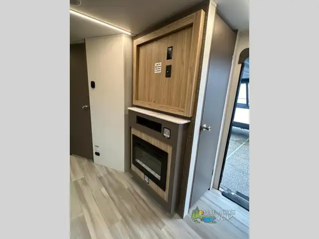 2025 Cruiser Avenir A-25RK (REAR KITCHEN) - Photo 28