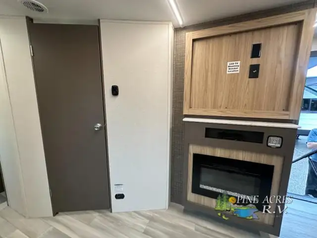 2025 Cruiser Avenir A-25RK (REAR KITCHEN) - Photo 31