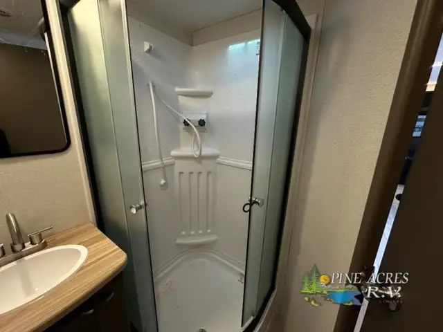 2025 Cruiser Avenir A-25RK (REAR KITCHEN) - Photo 35