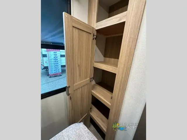 2025 Cruiser Avenir A-25RK (REAR KITCHEN) - Photo 43