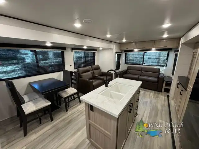 2026 Heartland Prowler 3301RLT like a 5th wheel - Photo 10