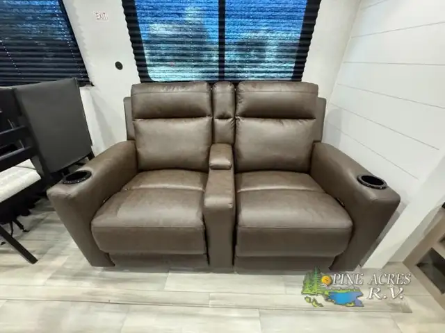 2026 Heartland Prowler 3301RLT like a 5th wheel - Photo 14