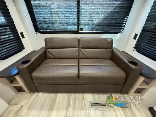 2026 Heartland Prowler 3301RLT like a 5th wheel - Photo 15