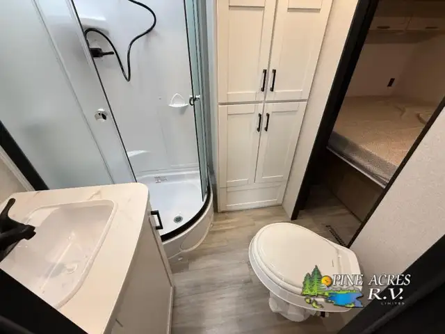 2026 Heartland Prowler 3301RLT like a 5th wheel - Photo 42