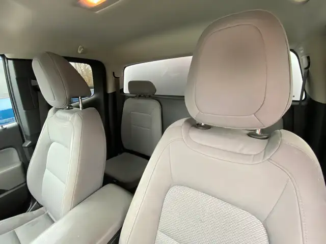 2020 Chevrolet Colorado - Photo 11