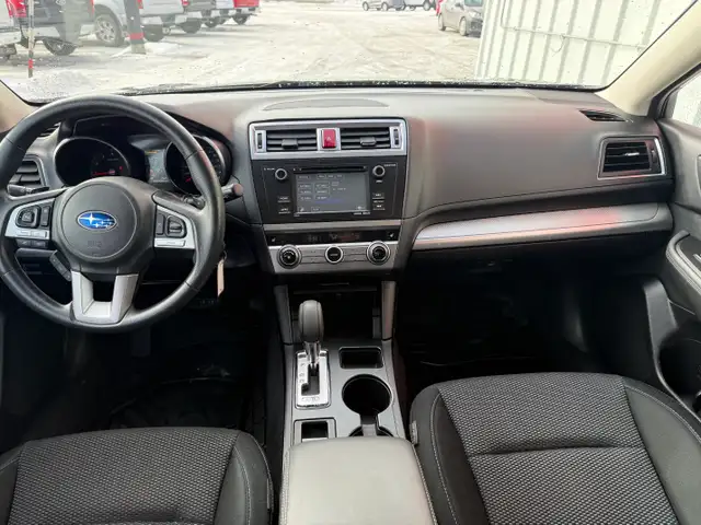 2017 Subaru Outback 2.5i AWD - Photo 10