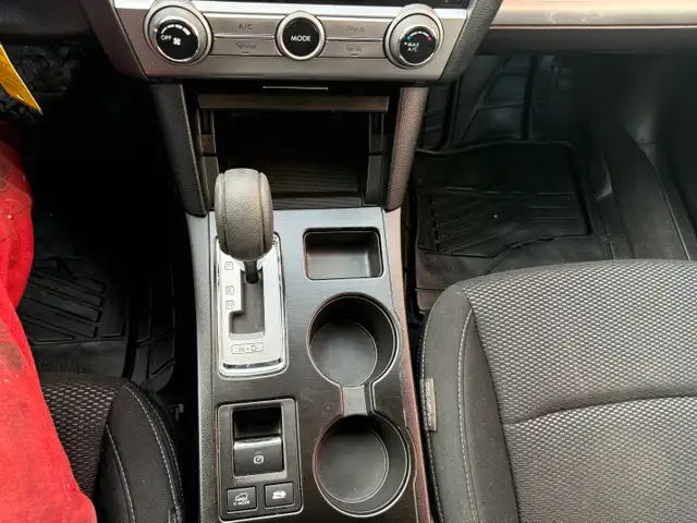 2017 Subaru Outback 2.5i AWD - Photo 14