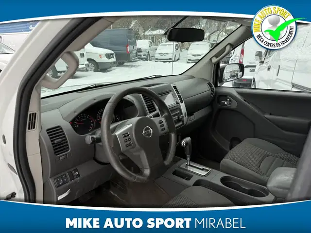 Nissan Frontier 2 roues motrices, empattement court, boîte autom - Photo 12
