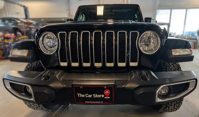 2021 Jeep Wrangler Unlimited - Photo 2