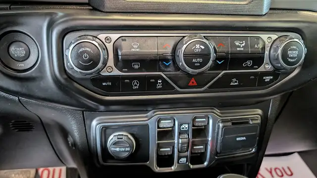 2021 Jeep Wrangler Unlimited - Photo 19