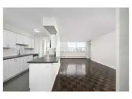 Sharing room for rent