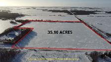 35acre corner lot! Perfect for dream home or farmland investment