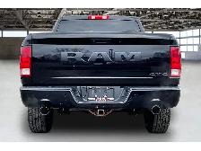 2022 Ram 1500 Classic Night Edition Crew V8 | Liner Steps | 4X4 - Photo 4
