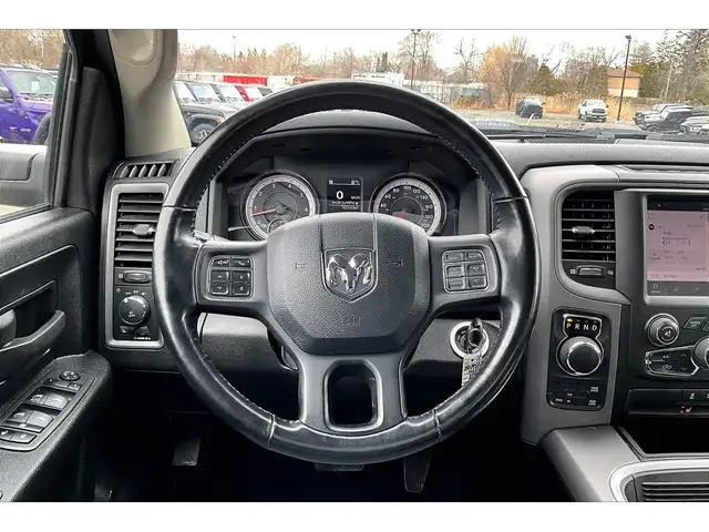 2022 Ram 1500 Classic Night Edition Crew V8 | Liner Steps | 4X4 - Photo 5