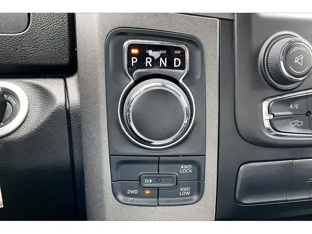2022 Ram 1500 Classic Night Edition Crew V8 | Liner Steps | 4X4 - Photo 22