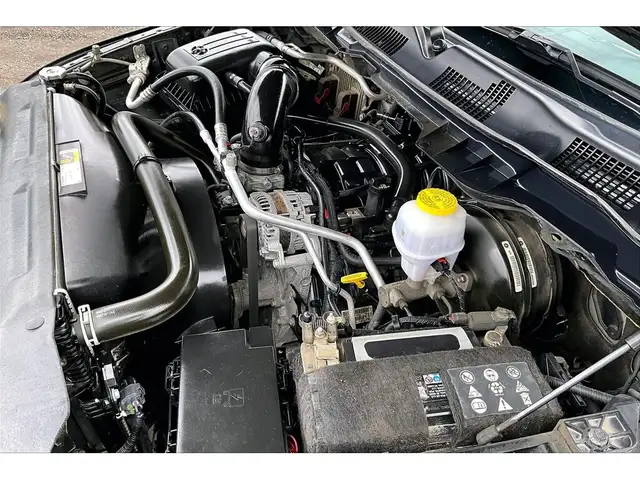 2022 Ram 1500 Classic Night Edition Crew V8 | Liner Steps | 4X4 - Photo 33