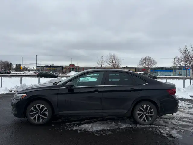 2022 Volkswagen Jetta Trendline - Photo 4