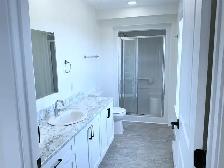 2Beds Den/2Baths Corner Unit w/Balcony! Available Aug 1 - Photo 12