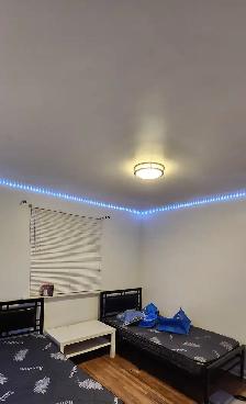 Room for Rent In Scarborough - Photo 2