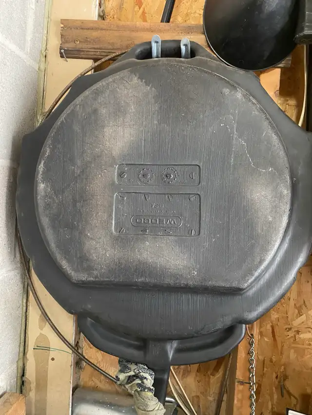 Oil  Change Pan - Photo 2