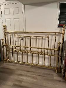 Brass King Size Bed - Photo 2