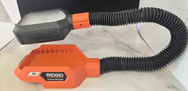 RIDGID FLEXIBLE LIGHT R8692 - Photo 2