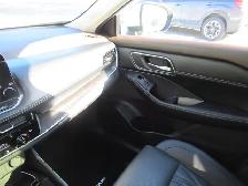 2023 Nissan Rogue Platinum AWD | NAVI | HUD | Pano Sunroof | Lea - Photo 32