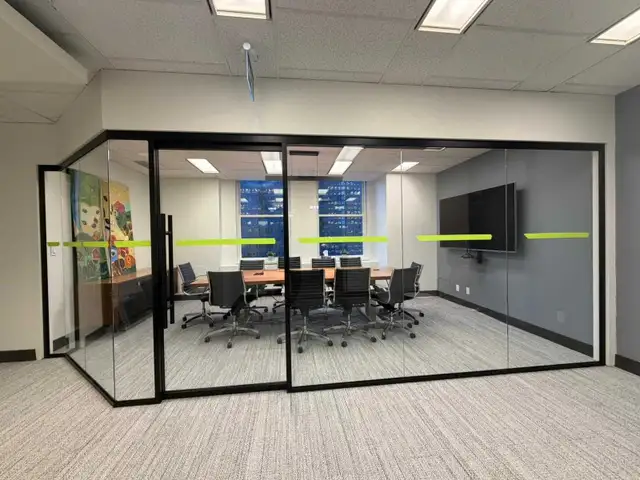 office fronts installation - Photo 3