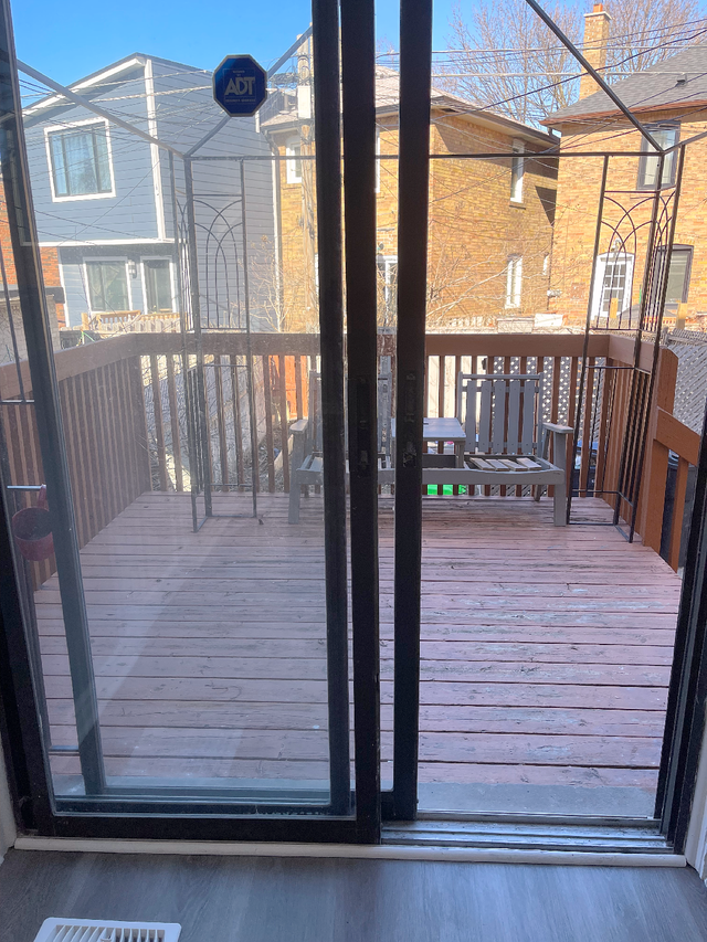 1-Bedroom Main Level Unit Near Oakwood LRT-1695（include Wi-Fi) - Photo 9