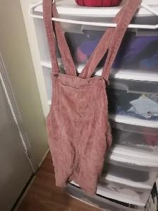 Women's clothing small medium and address size 22 $3 each - Photo 6