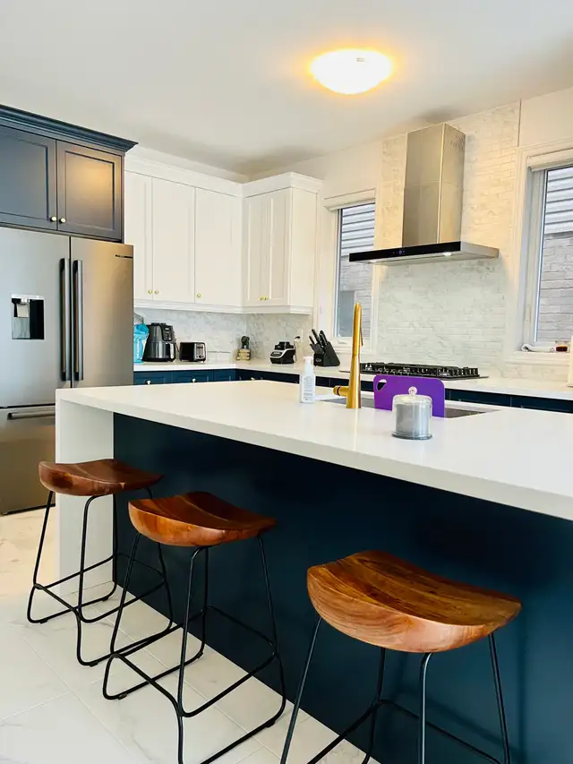 Furnished room with private ensuite for rent - Photo 3