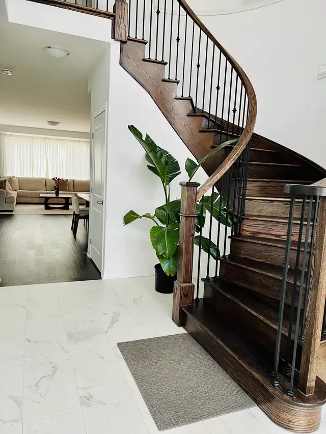 Furnished room with private ensuite for rent - Photo 5