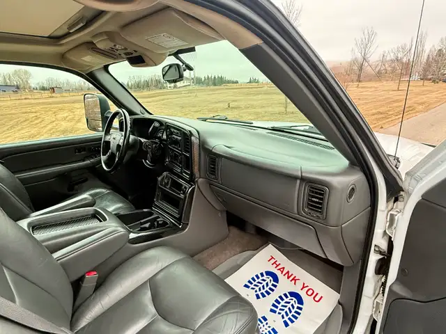 2007 GMC Sierra 2500 GFX SLT HD 4x4 LBZ Diesel VERY CLEAN! - Photo 12
