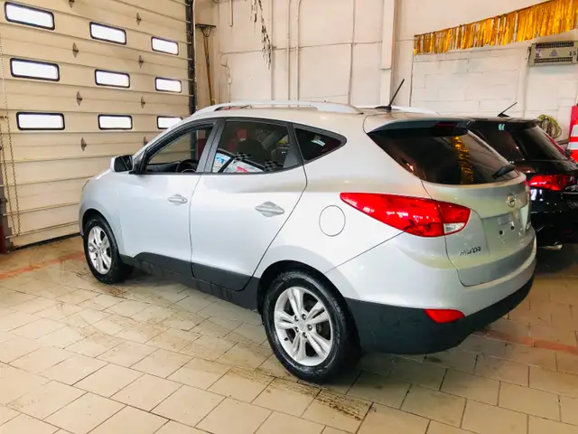 GARANTIE 1 AN/ 2012 HYUNDAI TUCSON GLS ACTIVE ECO/SIÈGE CHAUFFAN - Photo 4