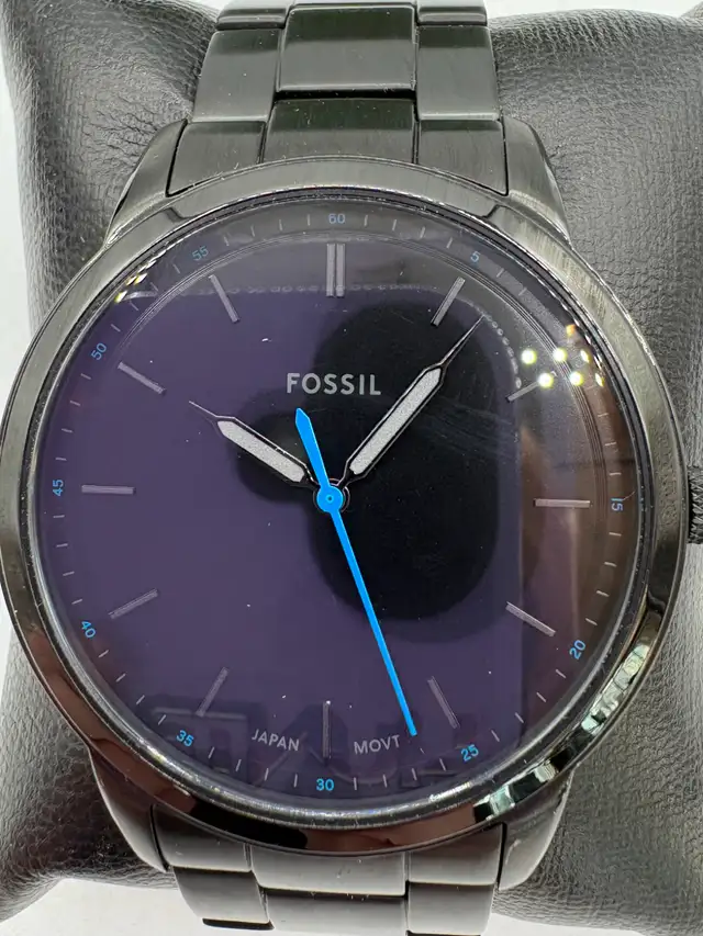 Fossil Watch Complete in Box with Extra Links (Model:  FS5308 ) - Photo 2