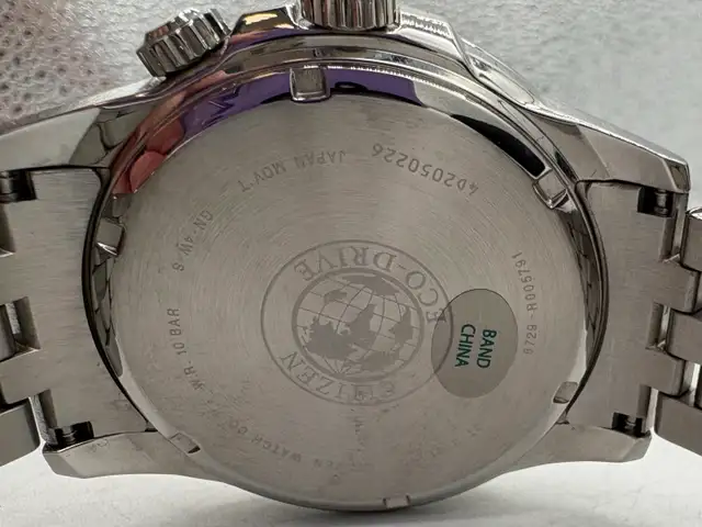 Citizen Eco-Drive Watch in Box with Extra Links - Photo 5