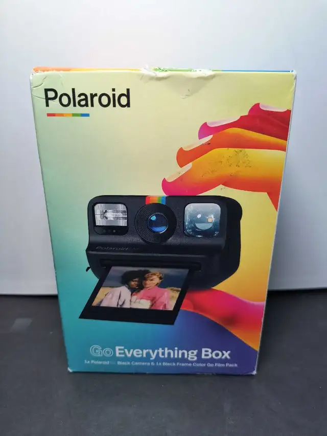 NEW POLAROID GO EVERYTHING BOX