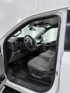 2018 Ford F150 SuperCrew 5.0L V8 Safetied Clean title - Photo 7