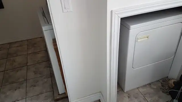 Private Room for Rent-Scarborough-Victoria Park Subway-April 1st - Photo 9