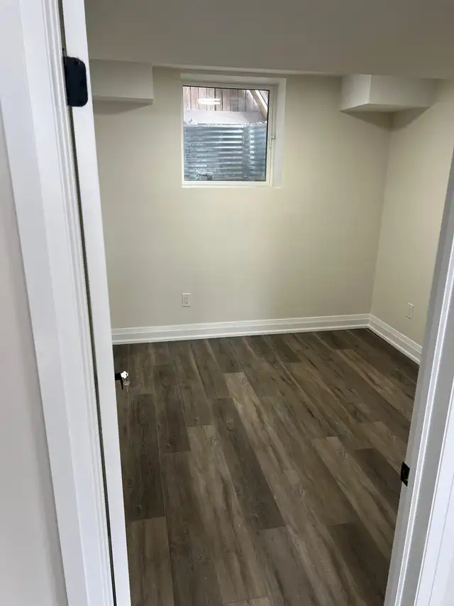 Premium 2-Bedroom Legal Basement Apt in Blackstone,April 1 - Photo 3