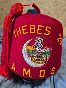 VINTAGE COLLECTABLE FELT SHRINER'S FEZ HAT, LIKE NEW LIMITED USE