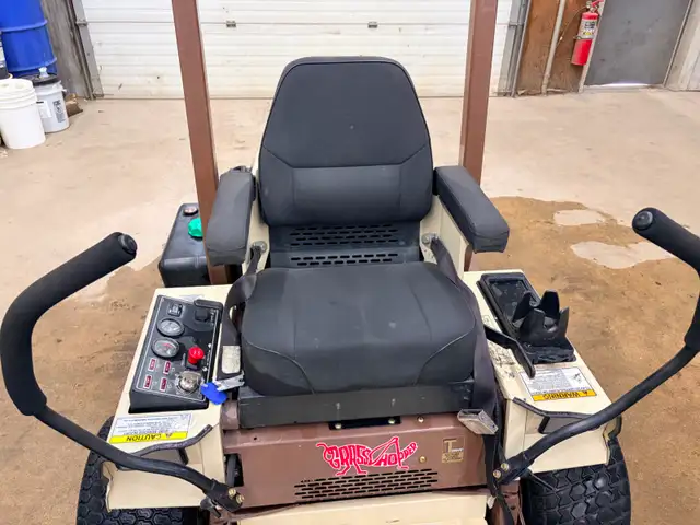 GRASSHOPPER 721D ZERO TURN MOWER-JOHN DEERE,KUBOTA ETC - Photo 5