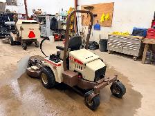 GRASSHOPPER 721D ZERO TURN MOWER-JOHN DEERE,KUBOTA ETC - Photo 4